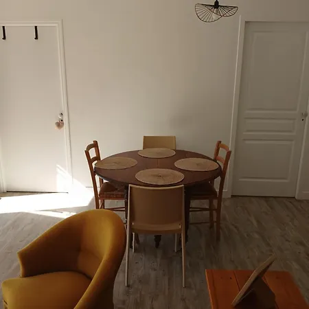 La Petite Maison * 구르동-앙-케르시
